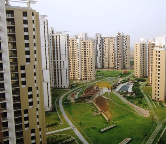 http://www.getsellproperty.com/builder/amrapali/grand/header.jpg